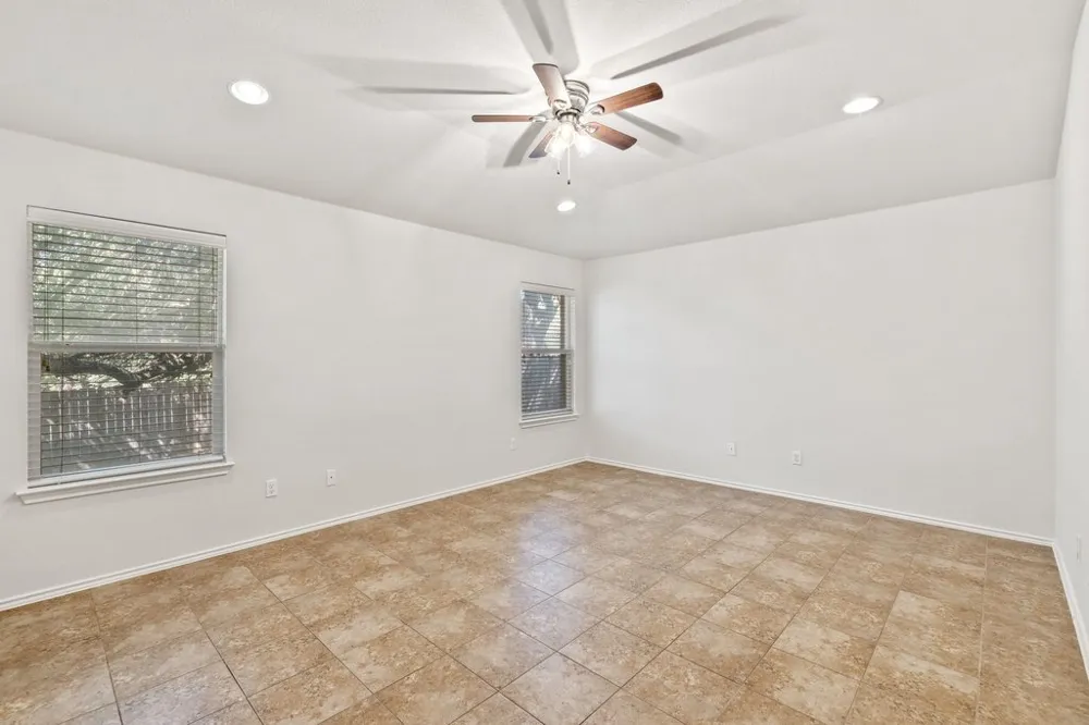 2212 Christoff Loop Austin, TX 78748
