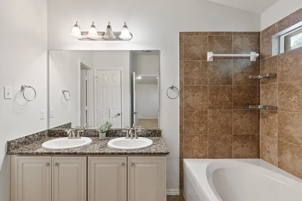 2212 Christoff Loop Austin, TX 78748