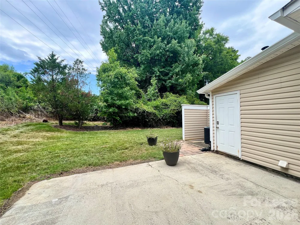 1309 Anthem Court Charlotte, NC 28205