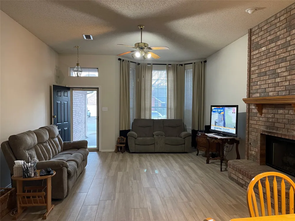 2118 Stoneridge Drive Keller, TX 76248