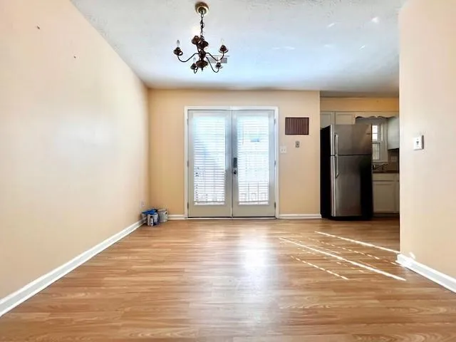 107 Old Ferry Way Roswell, GA 30076