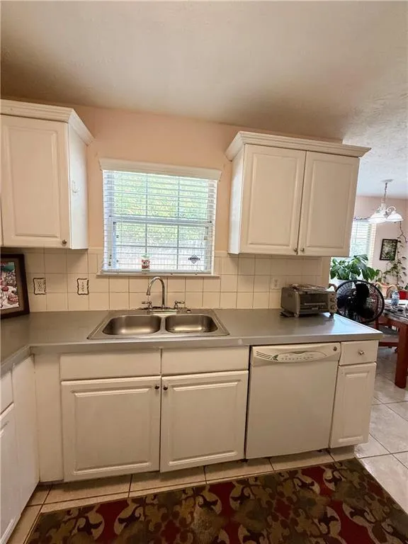 5280 Harbins Point Lane NW Lilburn, GA 30047