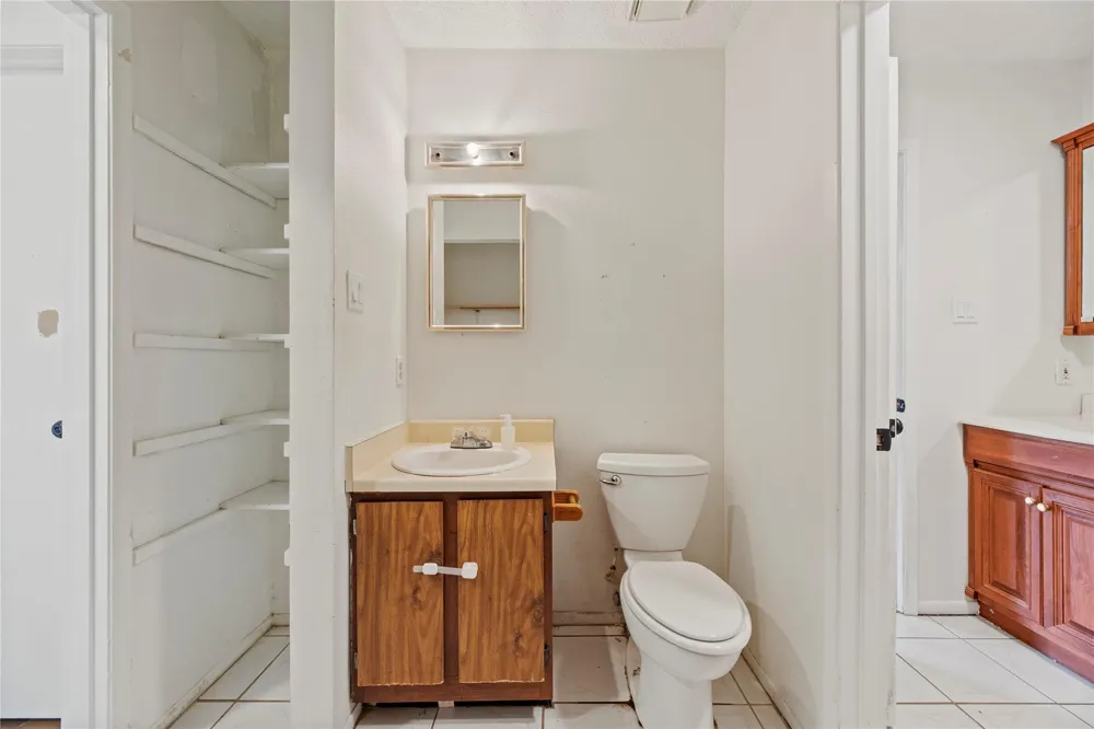 8622 Ashlawn Drive Houston, TX 77083