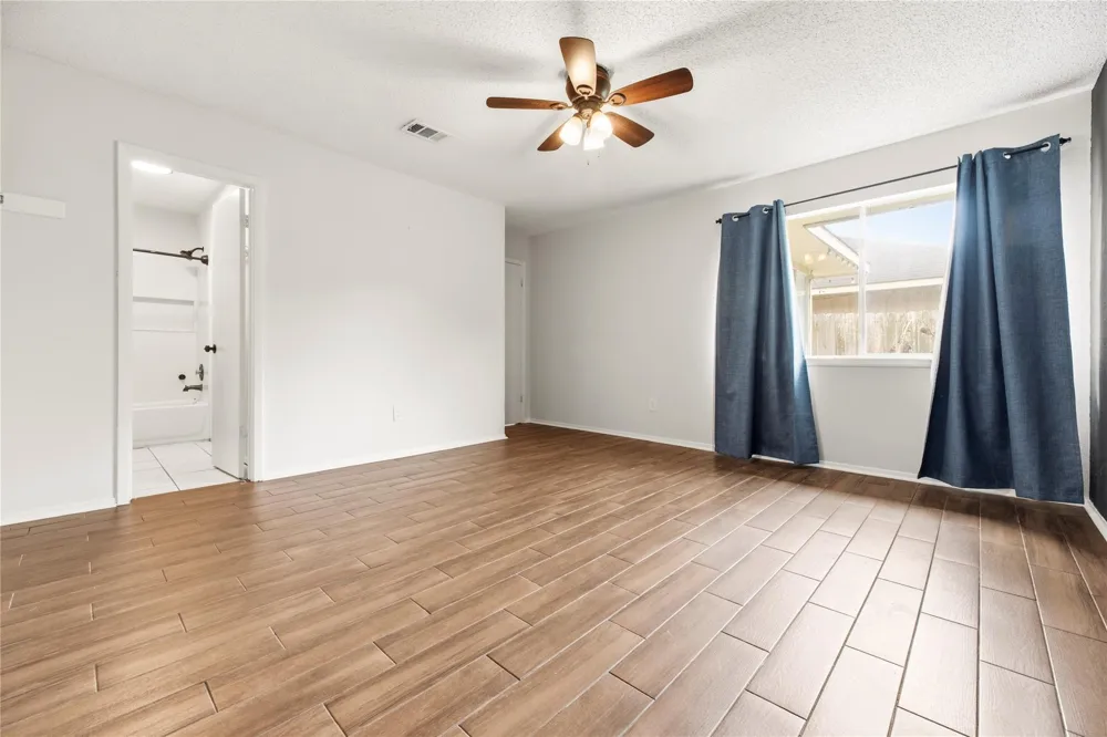 8622 Ashlawn Drive Houston, TX 77083