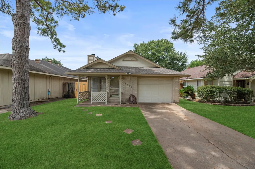 8622 Ashlawn Drive Houston, TX 77083