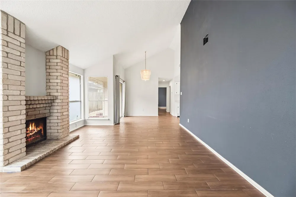 8622 Ashlawn Drive Houston, TX 77083