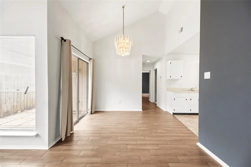 8622 Ashlawn Drive Houston, TX 77083