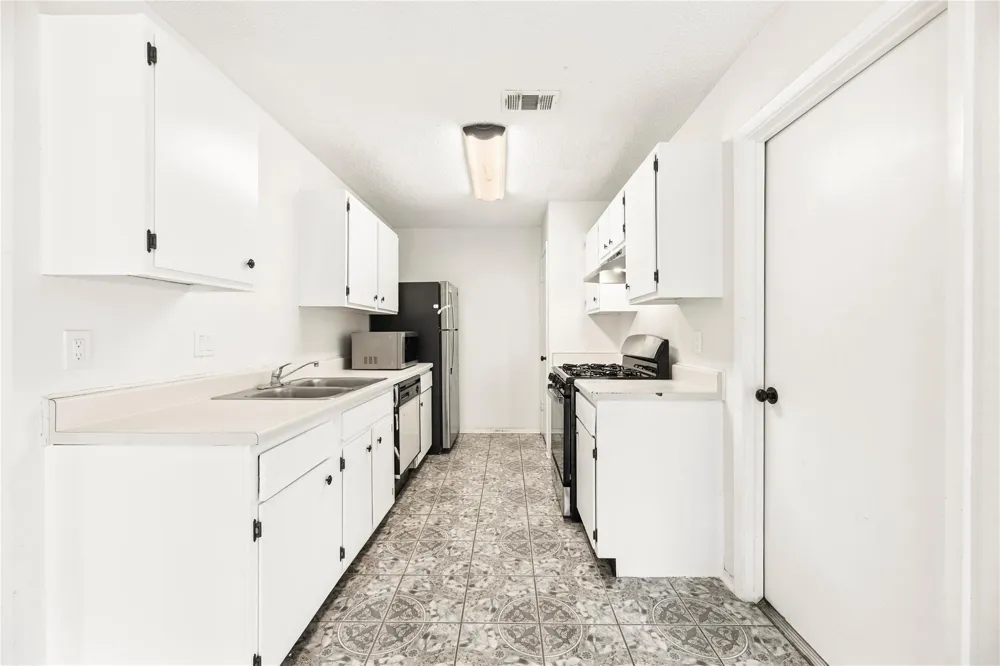 8622 Ashlawn Drive Houston, TX 77083