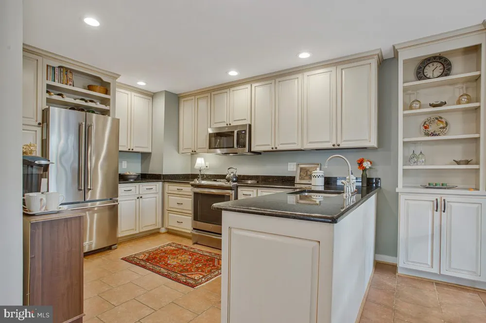 23 CHESAPEAKE LNDG Annapolis, MD 21403