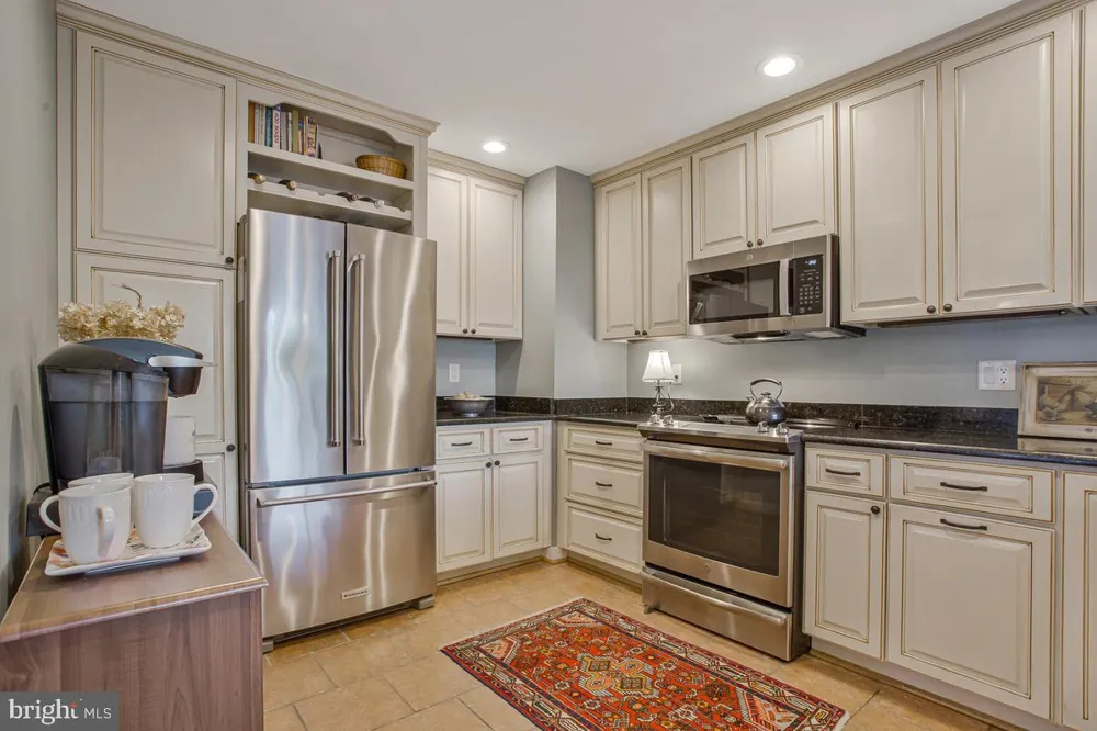 23 CHESAPEAKE LNDG Annapolis, MD 21403