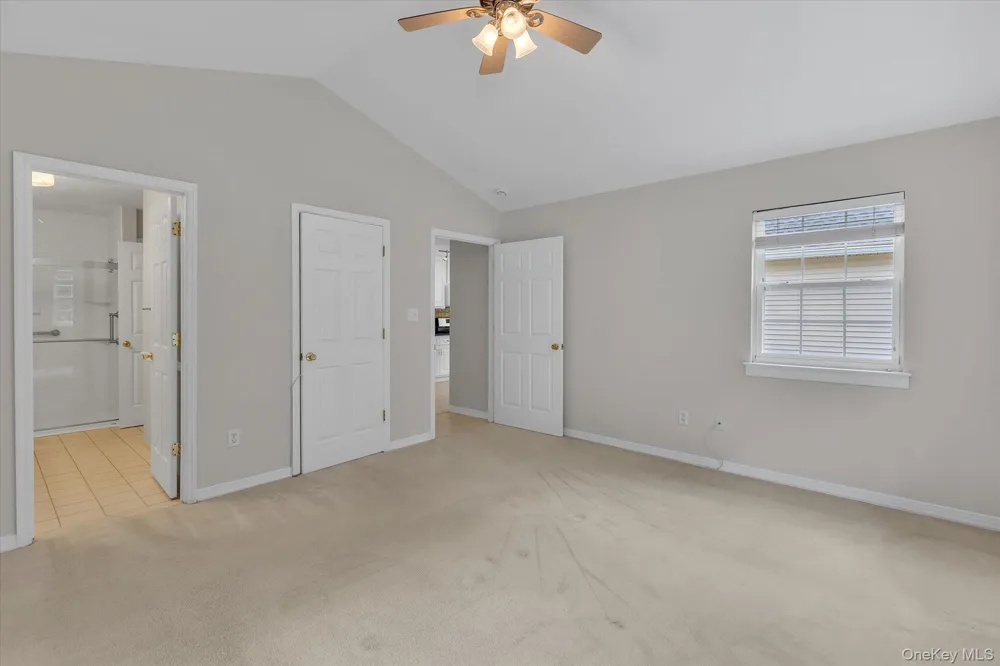 403 Winged Foot Way Riverhead, NY 11901