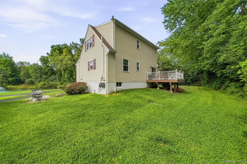 11 St Andrews Road Walden, NY 12586