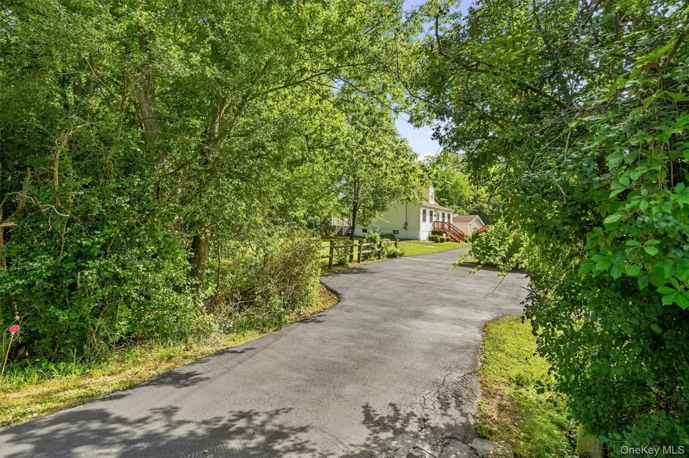 11 St Andrews Road Walden, NY 12586