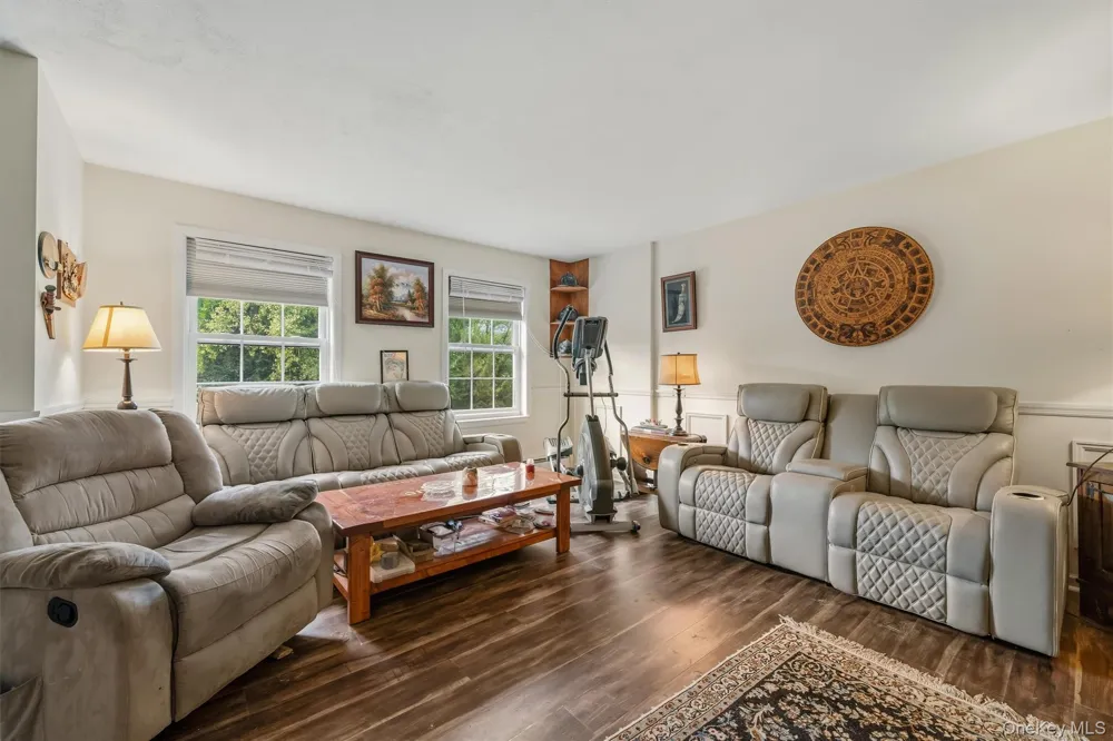 11 St Andrews Road Walden, NY 12586