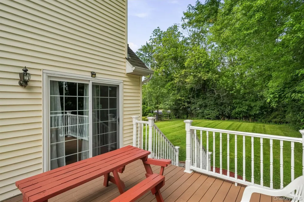 11 St Andrews Road Walden, NY 12586