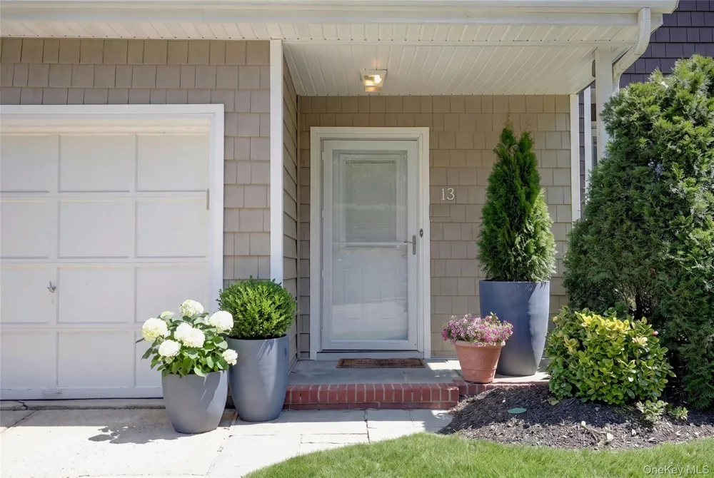 13 Pine Street Huntington, NY 11743