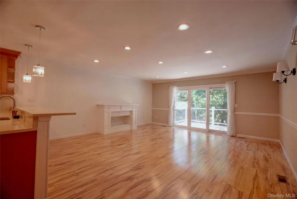 13 Pine Street Huntington, NY 11743