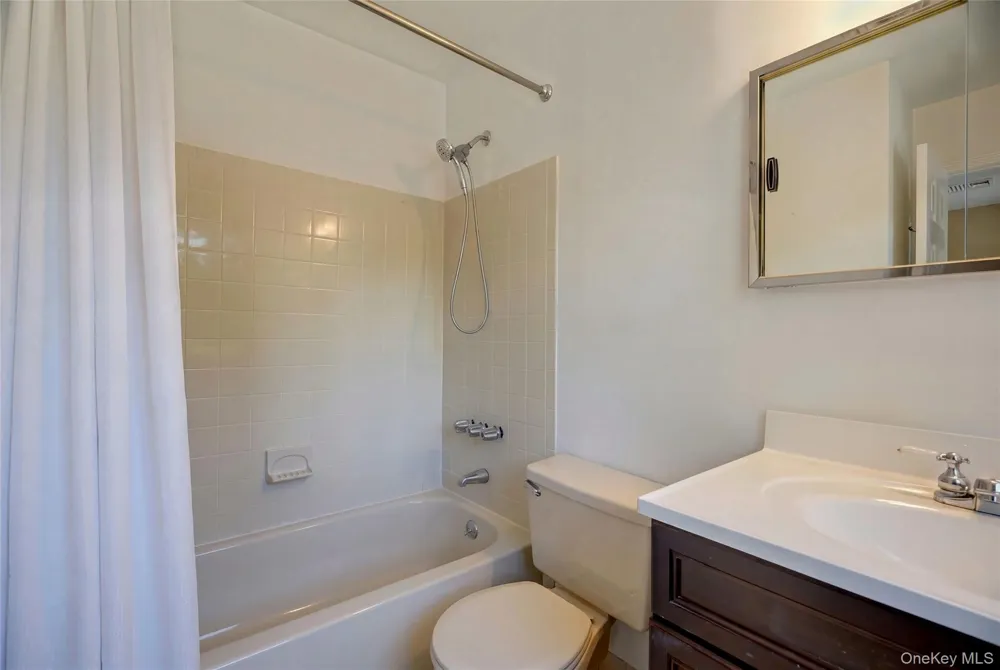 13 Pine Street Huntington, NY 11743