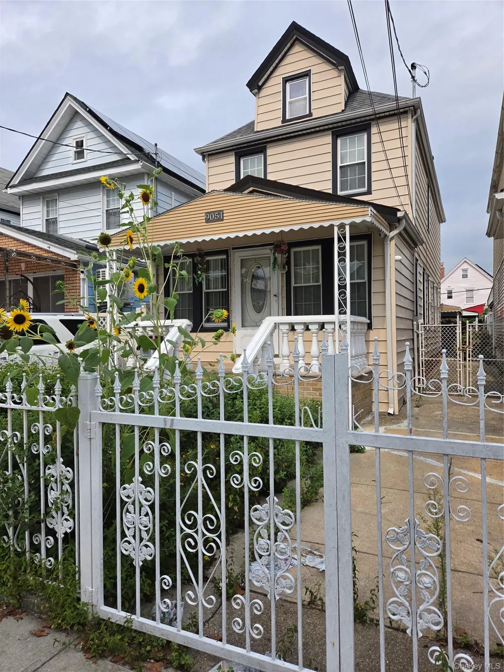 90-51 201st Street Hollis, NY 11423