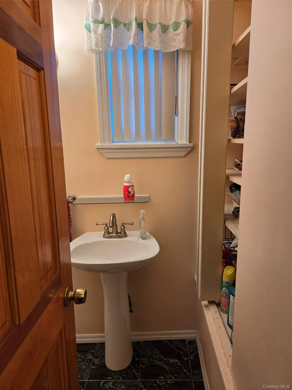 90-51 201st Street Hollis, NY 11423