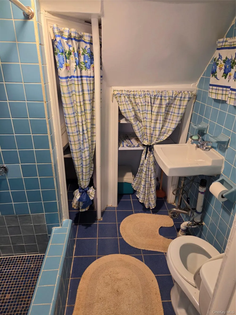 90-51 201st Street Hollis, NY 11423