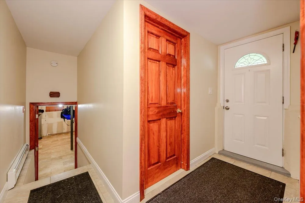 2664 Grayson Drive East Meadow, NY 11554