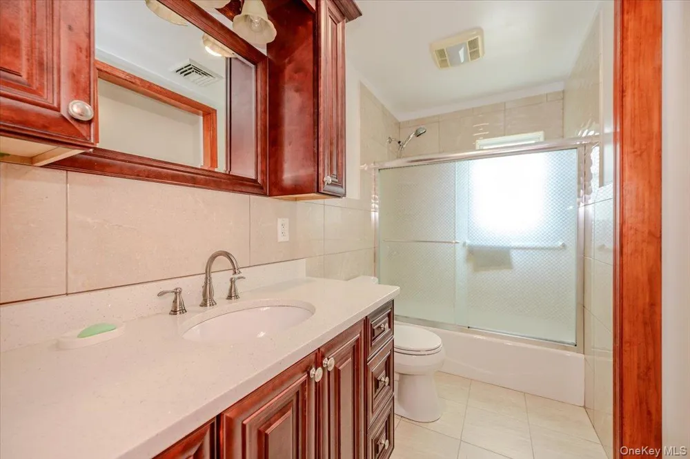 2664 Grayson Drive East Meadow, NY 11554