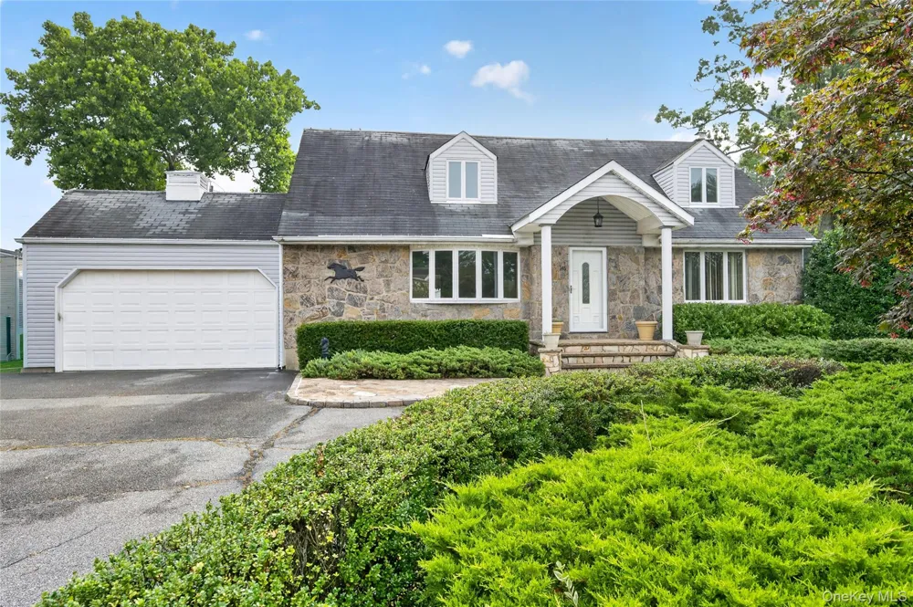 146 Longwood Avenue Westbury, NY 11590