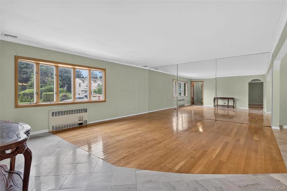 146 Longwood Avenue Westbury, NY 11590
