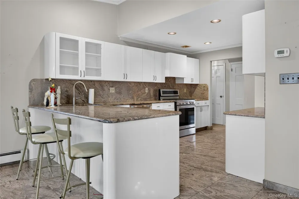 146 Longwood Avenue Westbury, NY 11590