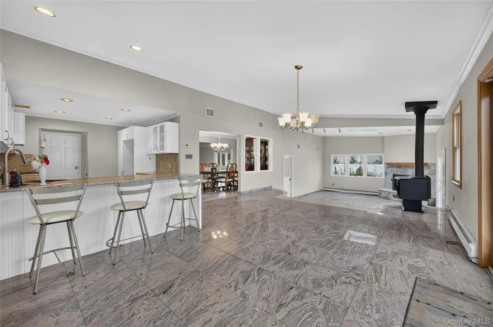 146 Longwood Avenue Westbury, NY 11590