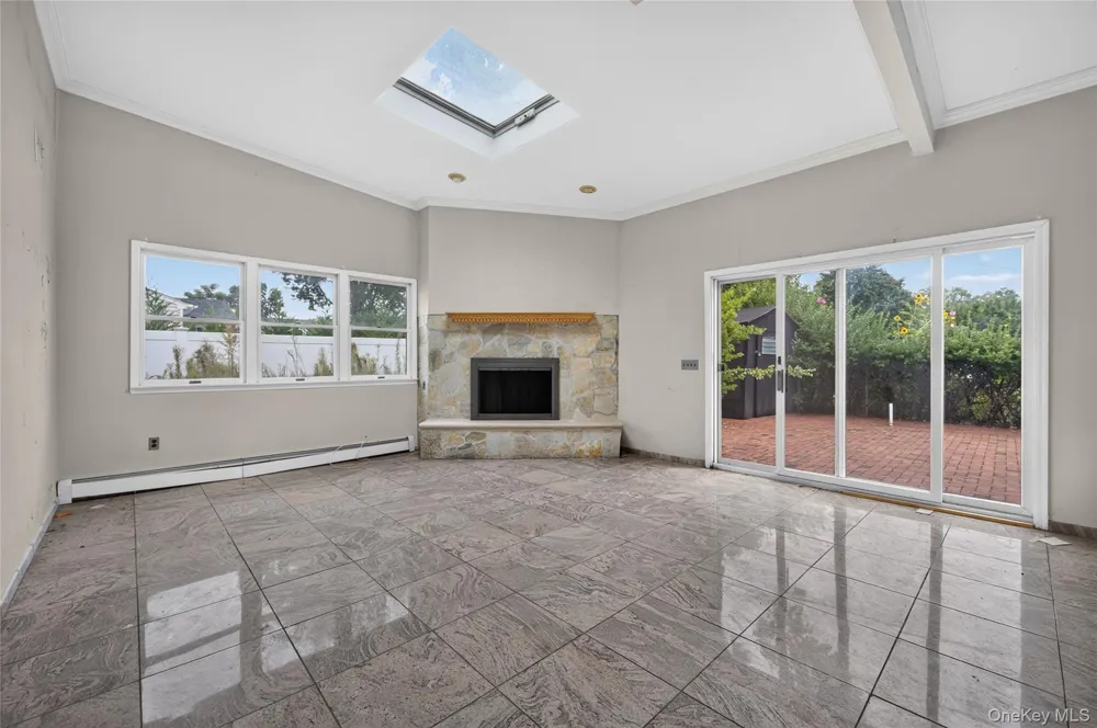146 Longwood Avenue Westbury, NY 11590