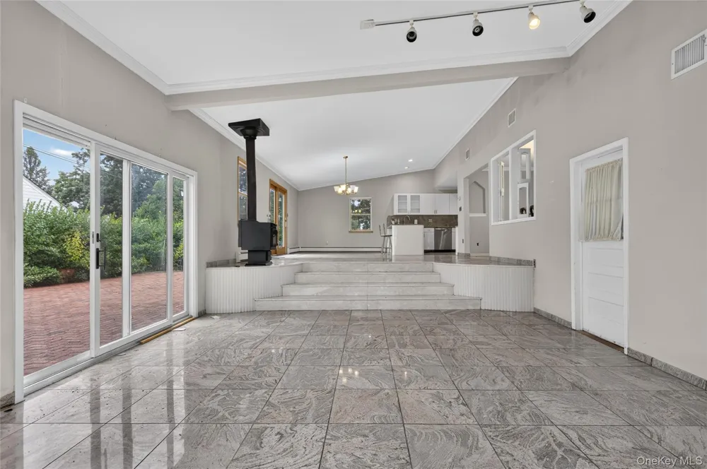 146 Longwood Avenue Westbury, NY 11590