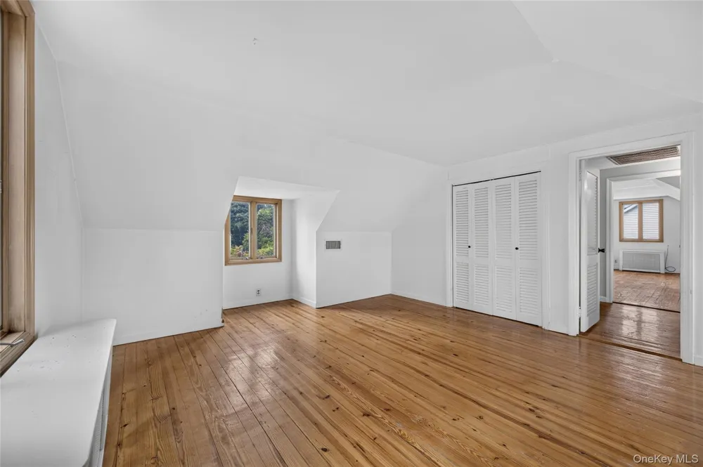 146 Longwood Avenue Westbury, NY 11590