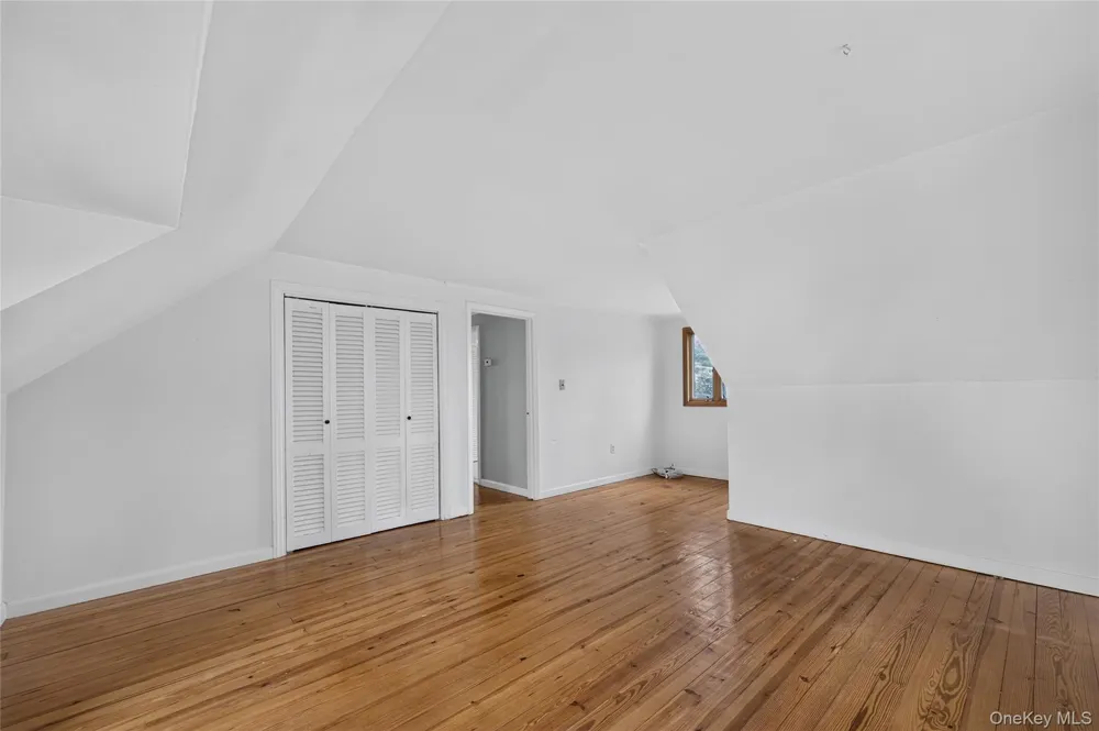 146 Longwood Avenue Westbury, NY 11590