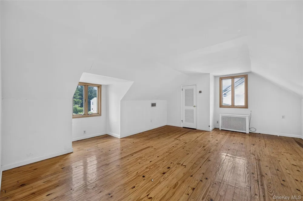 146 Longwood Avenue Westbury, NY 11590