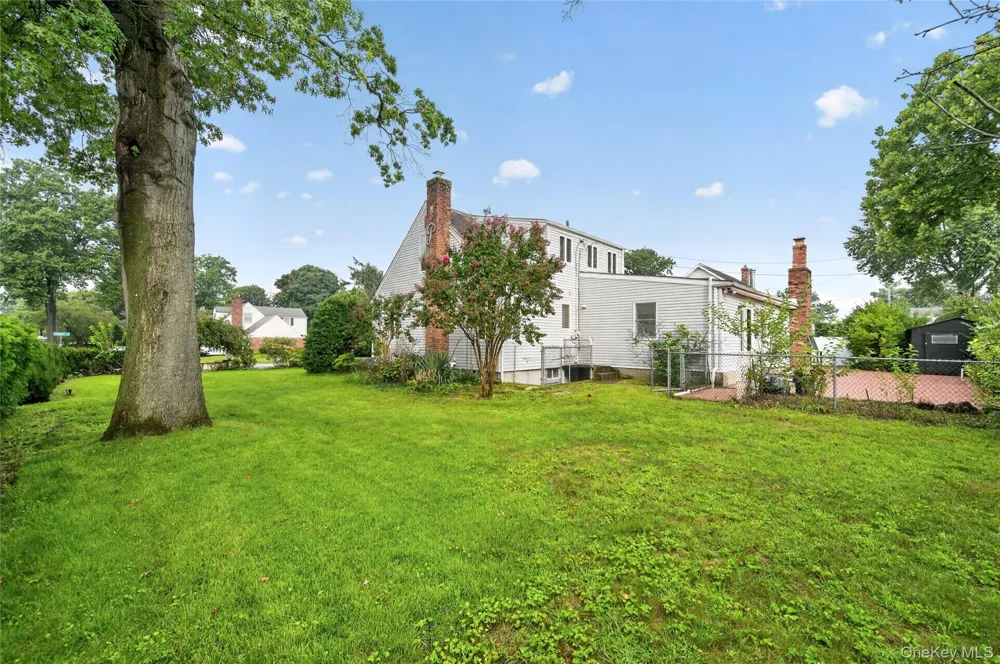 146 Longwood Avenue Westbury, NY 11590