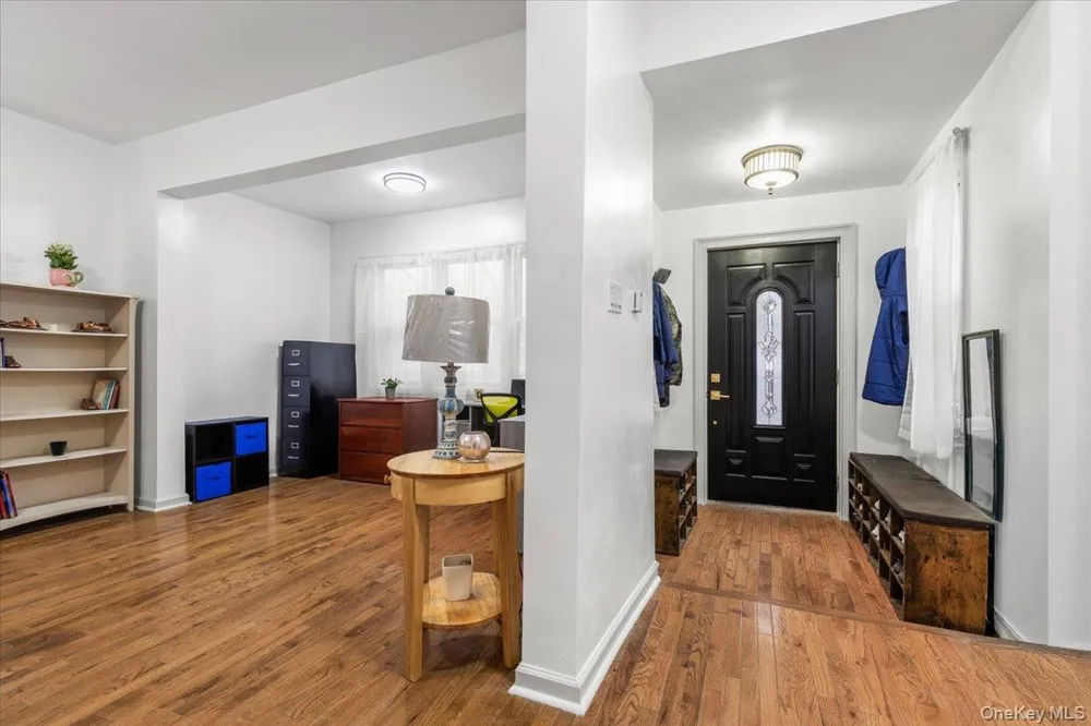 2516 Glebe Avenue Bronx, NY 10461