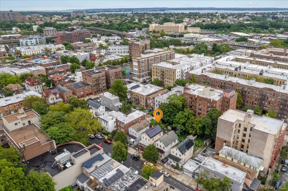 2516 Glebe Avenue Bronx, NY 10461