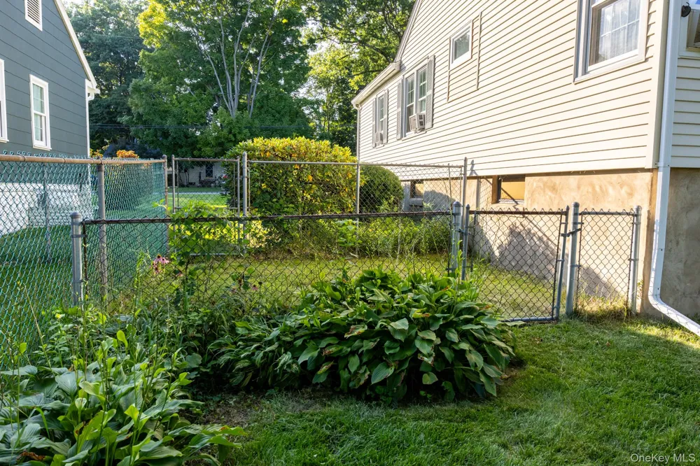 67 E Willow Street Beacon, NY 12508