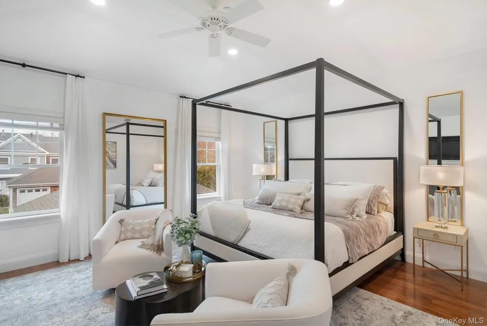 28 Andrew Court Southampton, NY 11968