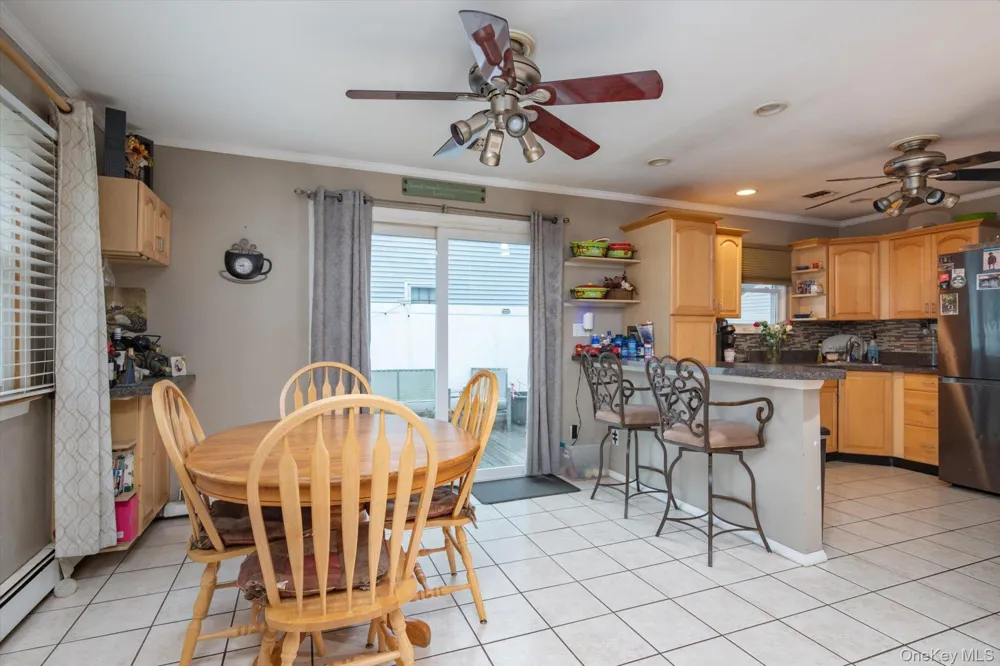 75 Westminster Drive Shirley, NY 11967