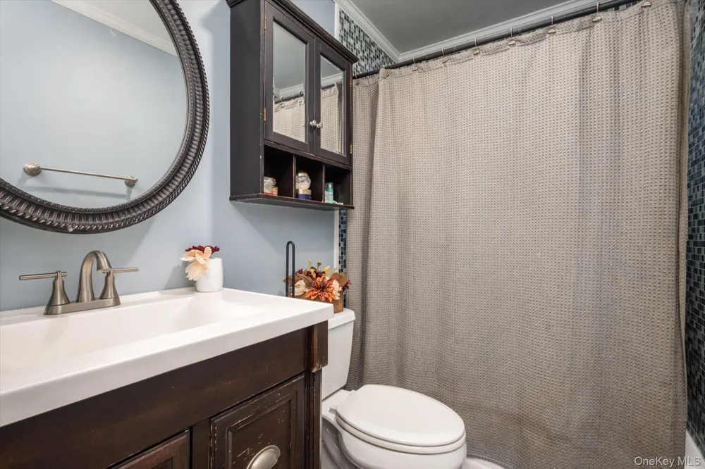 75 Westminster Drive Shirley, NY 11967