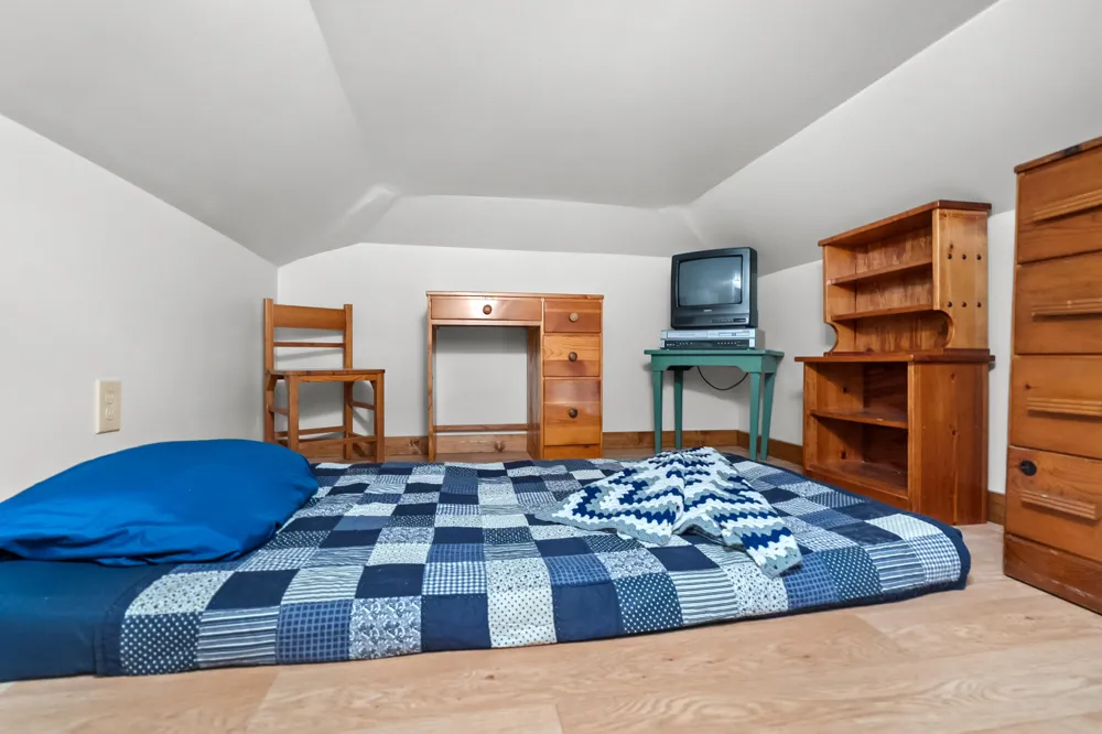 34120 Hillside Drive Paw Paw, MI 49079