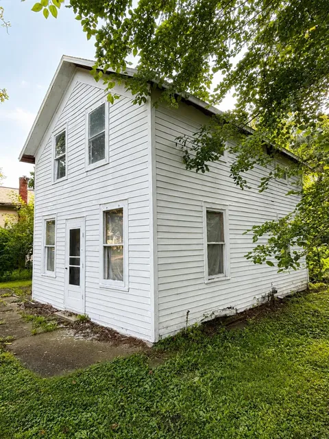 113 S Red Bud Trail