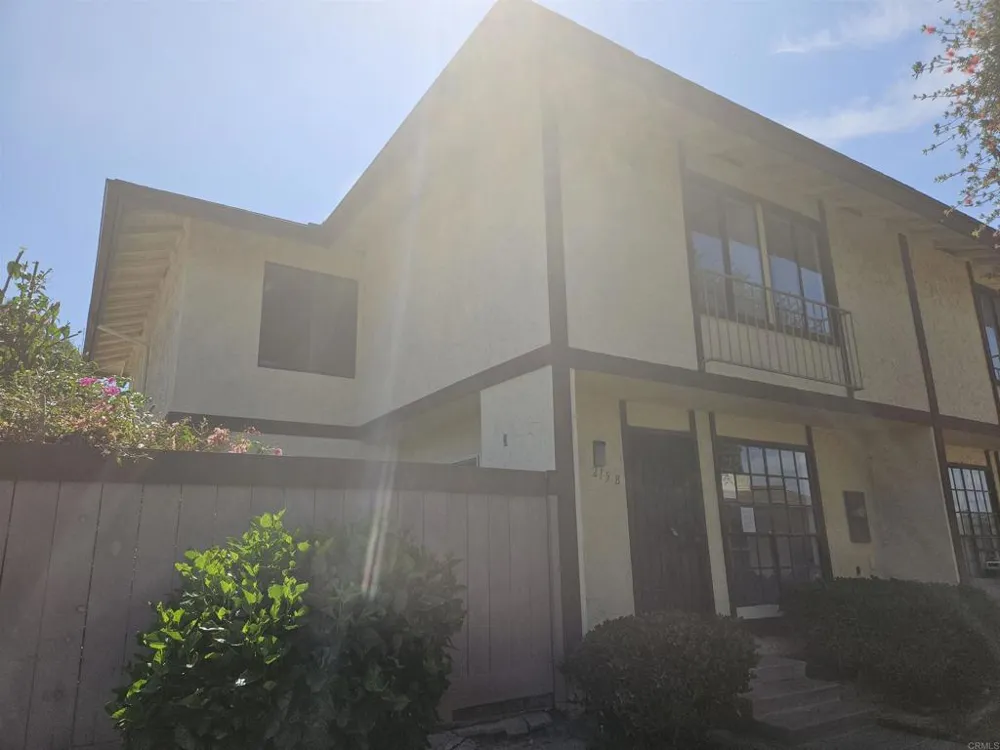 215 Otay Valley Rd #B Chula Vista, CA 91911