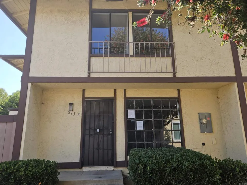 215 Otay Valley Rd #B Chula Vista, CA 91911