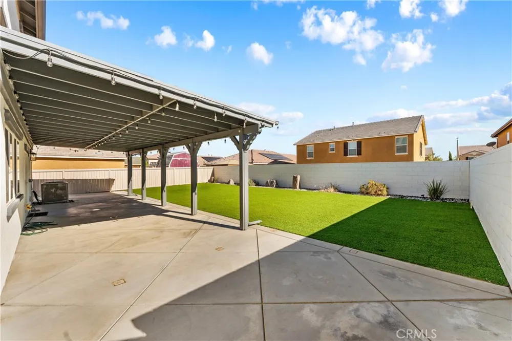 3550 Topaz Lancaster, CA 93535