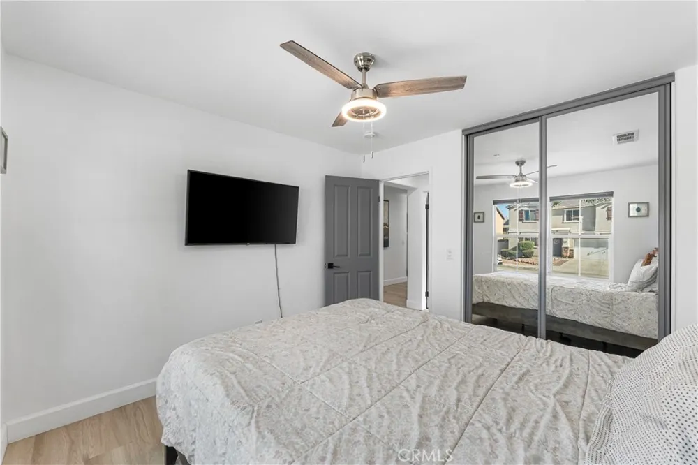 3550 Topaz Lancaster, CA 93535