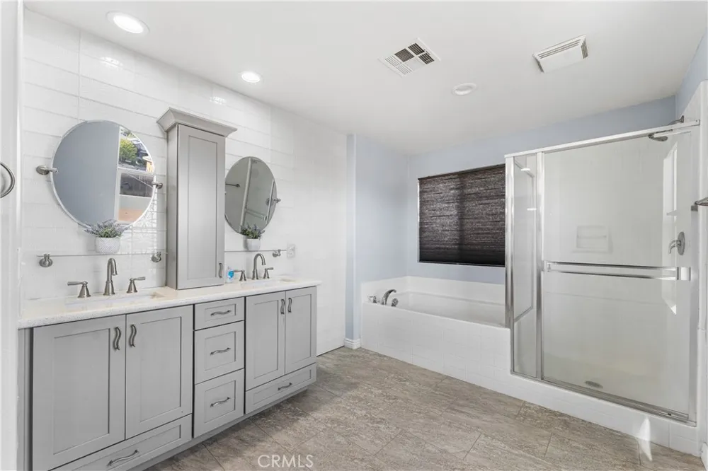 3550 Topaz Lancaster, CA 93535